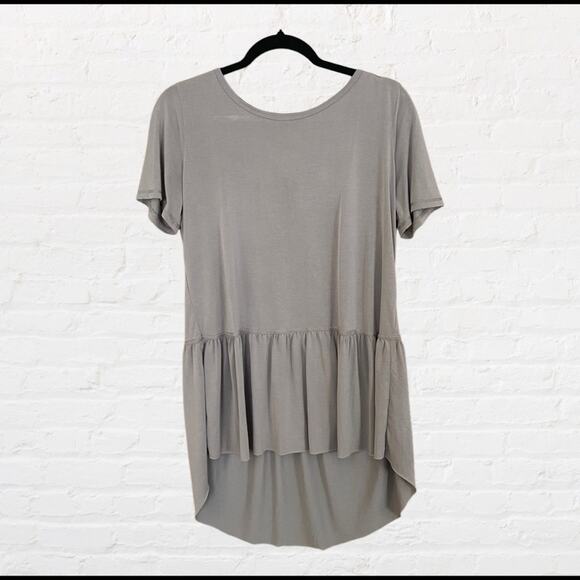 Mote modal tiered high low style top with lace up back accent - Picture 2 of 7